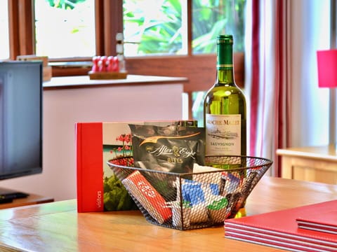 Apartment, Balcony, Shade, Marina, Hotel, Dock