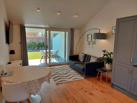 Apartment, Balcony, Shade, Marina, Hotel, Dock