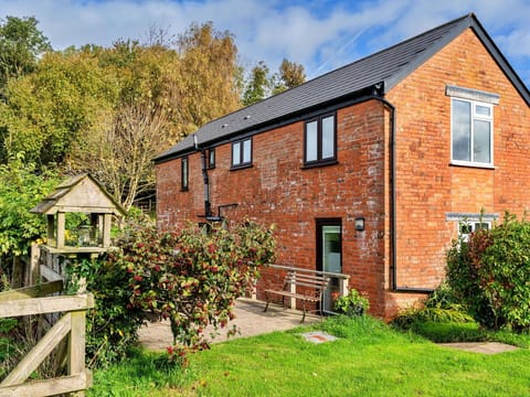 Apartment, Balcony, Shade, Marina, Hotel, Dock