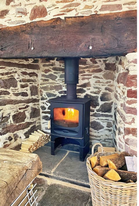 Apartment, Balcony, Shade, Marina, Hotel, Dock