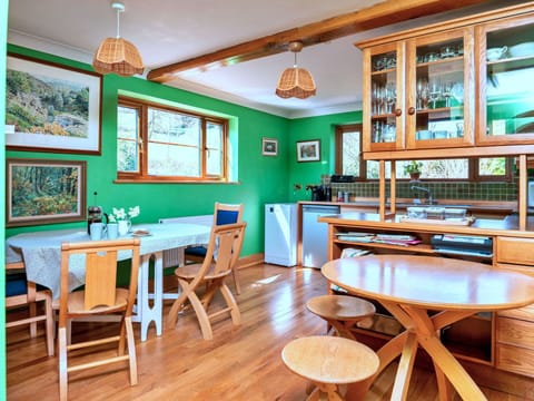 Apartment, Balcony, Shade, Marina, Hotel, Dock