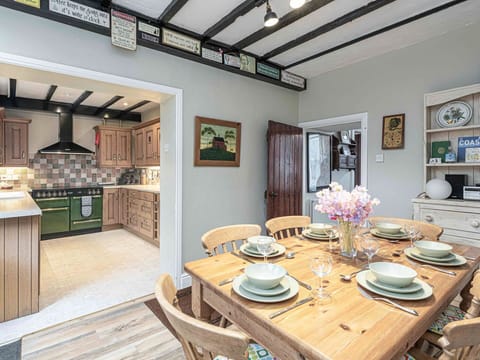 Apartment, Balcony, Shade, Marina, Hotel, Dock