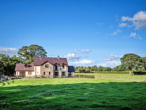 Swimming Pool, Composite Material, Hotel, Resort, Water Feature, Leisure Centre