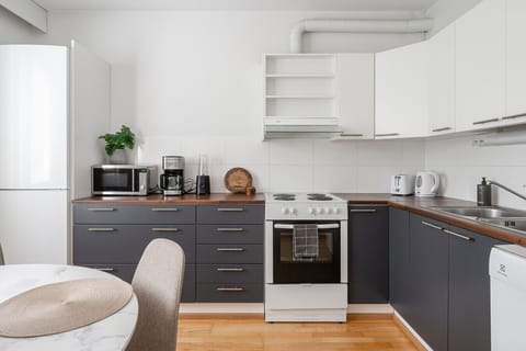 Modern kitchen – perfect for making your favorite meals.