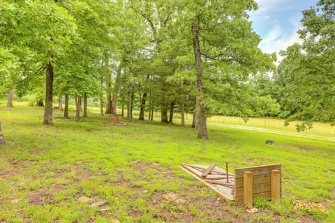 Shared Horseshoe Pits