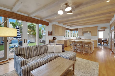 Open floor plan connects living room to kitchen