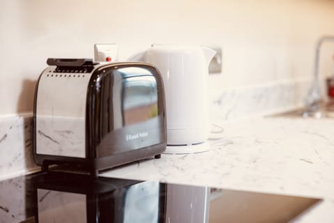 Living Room / Lounge