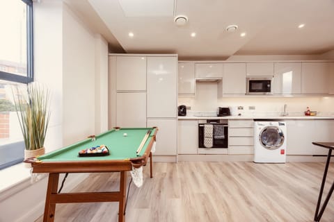 Living Room / Lounge