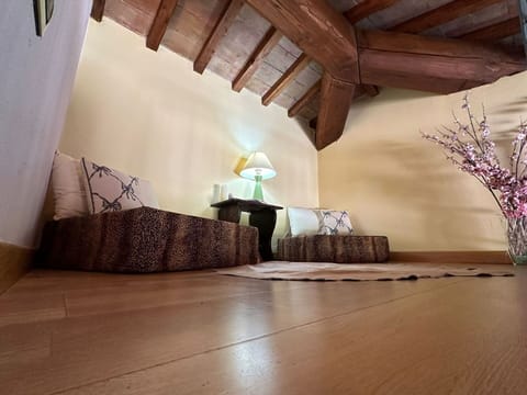 Flooring, Floor, Interior Design, Wood, Wood Flooring, Ceiling, Lighting, Room, Laminate Flooring, Brown