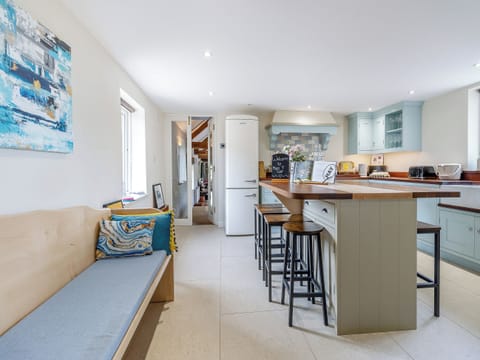 Kitchen | Hay Boathouse/Maes-y-Caer, Hay On Wye