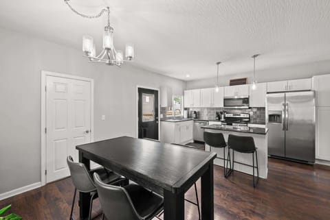 Make mealtime memories together in the elegant dining area​