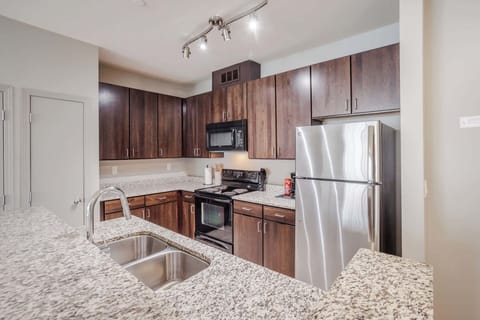 Fully equipped kitchen