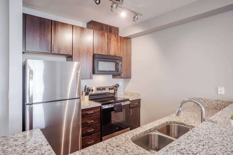 Fully equipped kitchen