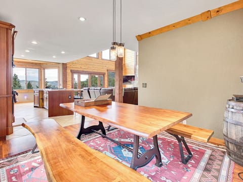 ...Is perfect for game night.