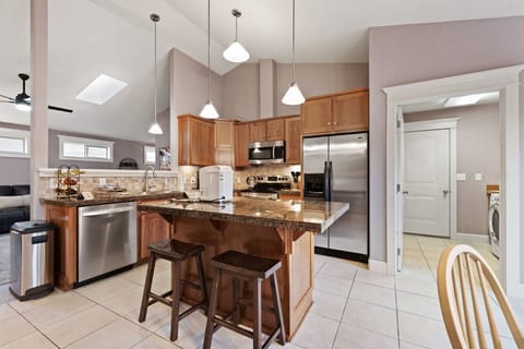 Beautiful kitchen with center island