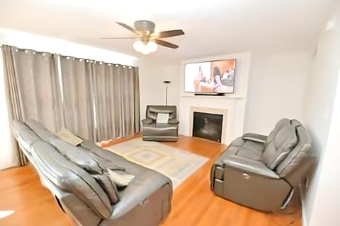 Living room (main floor)