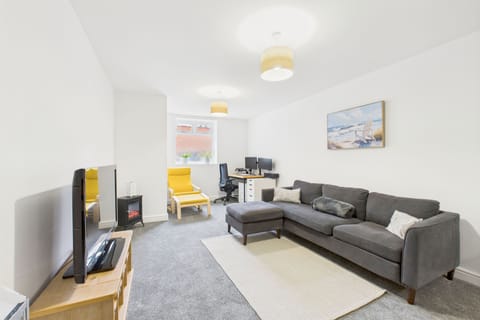 Drummond Suite, North Shields - Host & Stay