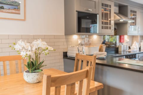 Silver Howe Cottage kitchen