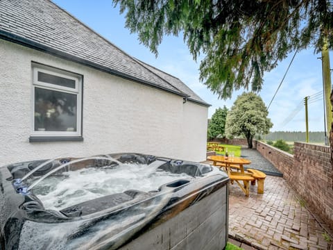 Hot tub | Westwynd, Dunragit