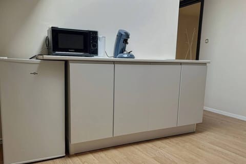 d4b3fa8d-19b6-4d0d-a696-1b6c78ffc000