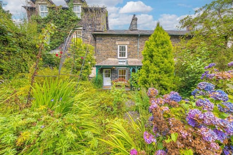 3 Dixon Ground Coniston external front