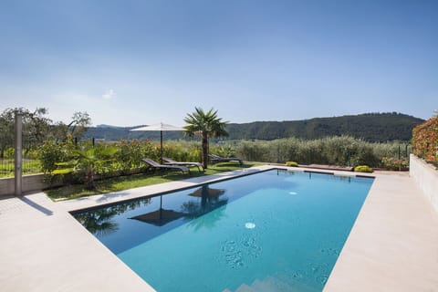 32601300-a7fd-4665-b326-eb7eddc50953