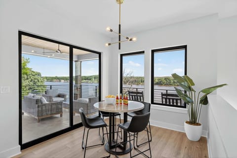 Game Room with Lake View 