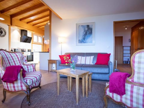 Furniture, Interior Design, Flooring, Wood, Couch, Floor, Ceiling, Room, Table, Living Room