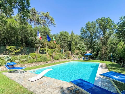 Blue, Swimming Pool, Resort, Leisure, Shade, Outdoor Furniture, Eco Hotel, Garden, Landscaping, Estate