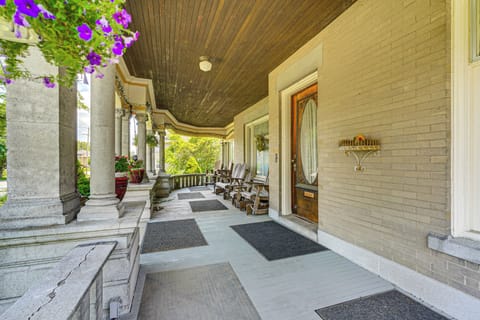 Front Porch | Rocking Chairs