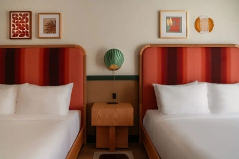 Unit with 2 Queen Beds