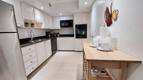 Kitchen fully equiped