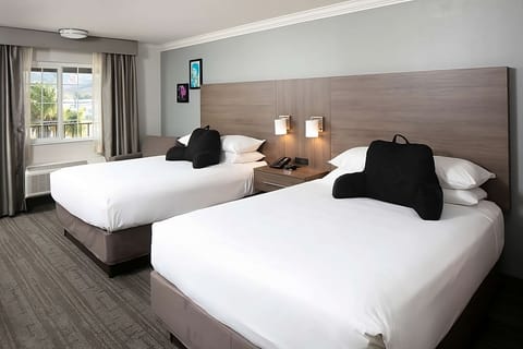 Modern unit with 2 Queen size beds