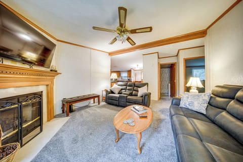 Erie Vacation Rental | 3BR | 2BA | Steps Required | 1,242 Sq Ft