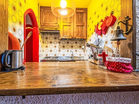 Blue, Water, Swimming Pool, Resort, Shade, Leisure, Landscaping, Water Feature, Tropics, Outdoor Furniture