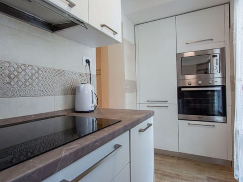 Interior Design, Ceiling, Apartment, Flooring, Furniture, Floor, Room, Lighting, Home, Couch