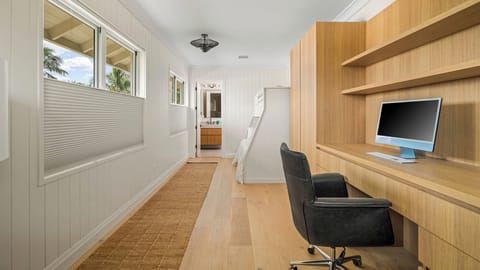 Kukuiula Makai Cottage #33 - Upper Level Third Guest Suite & Office - Parrish Kauai