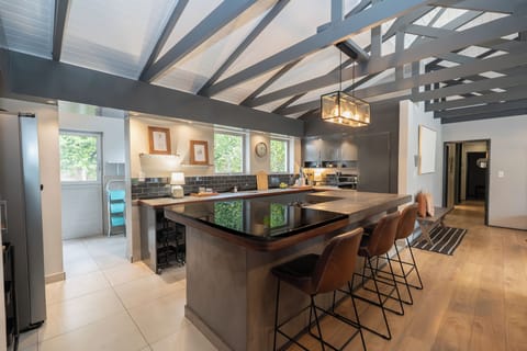 Junejulymedia ValdezMainHouse 76