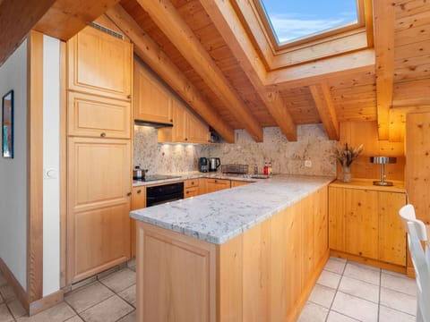 Wood, Flooring, Kitchen, Interior Design, Floor, Cabinetry, Countertop, Ceiling, Hardwood, Wood Stain