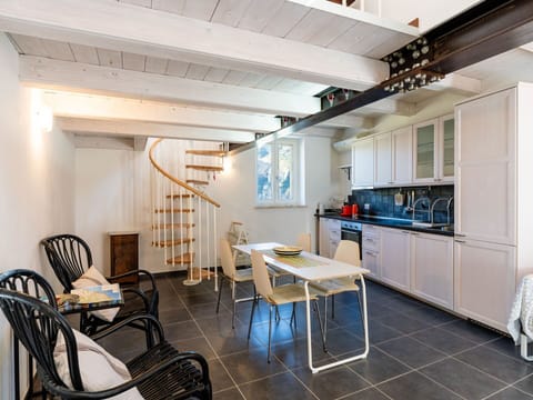 Flooring, Interior Design, Furniture, Floor, Wood, Ceiling, Room, Lighting, Wood Flooring, Kitchen & Dining Room Table