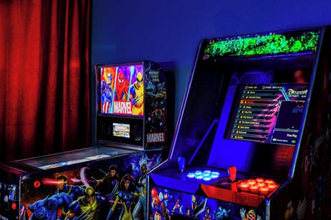Challenge your skills on vintage arcade game and pinball with 1000+ games in this epic game lounge.