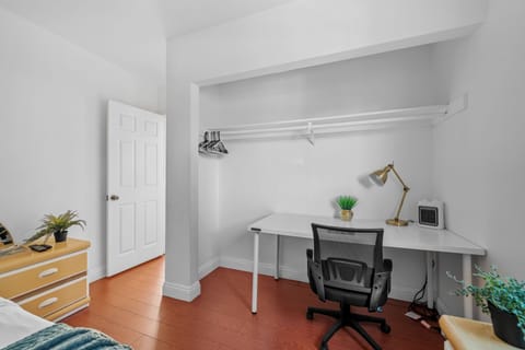 Work smarter, sit better — comfort meets productivity.