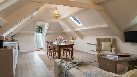 This grade II listed getaway is set within what was once a coach house to the manor next door.