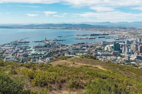 Business hub,trendy,secure living in heritage area (1131)