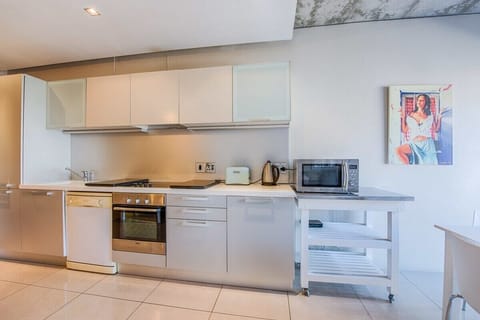 De Waterkant Studio with Table Mountain Views (25007)