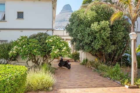 Prince Edward Mansions Beachside Stay (4106)