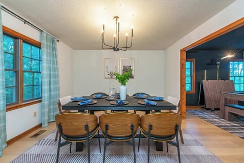 Gather the whole crew! Our spacious dining table seats 8 — perfect for meals, game nights, or late-night laughs.