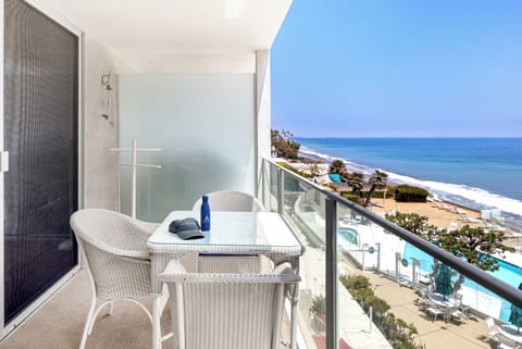 Dine al fresco on the balcony.