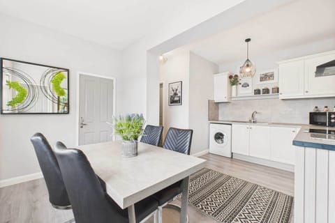 Crosby House, Port Clarence - Host & Stay