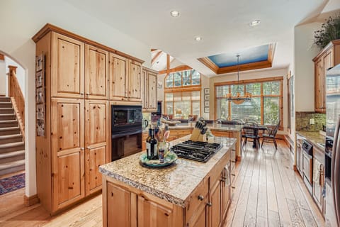 Arrowhead 5 bed-5 bath